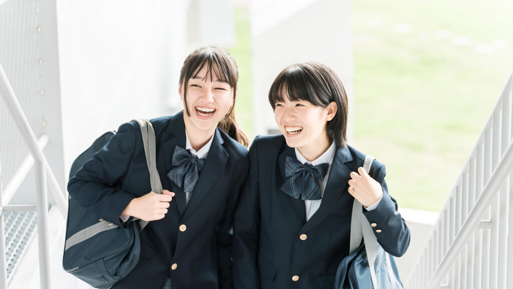 ポリシー2のイメージ写真_笑顔の学生